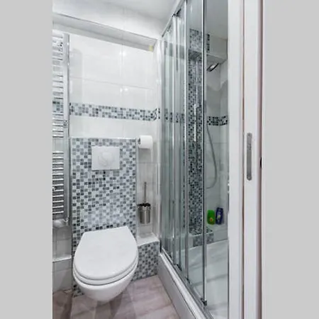 Apartment Centrale 2 - F4 Spacieux Et Confortable Au Centre Du Vieux-nice