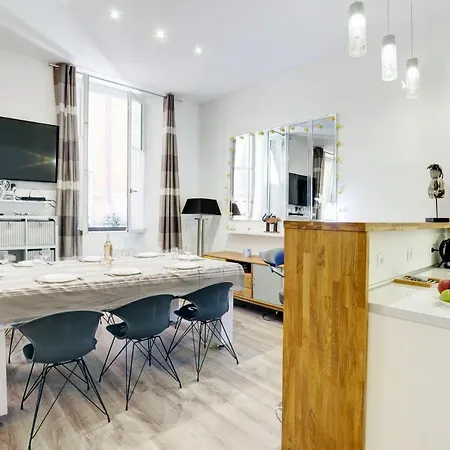 Apartment Centrale 2 - F4 Spacieux Et Confortable Au Centre Du Vieux-nice *
