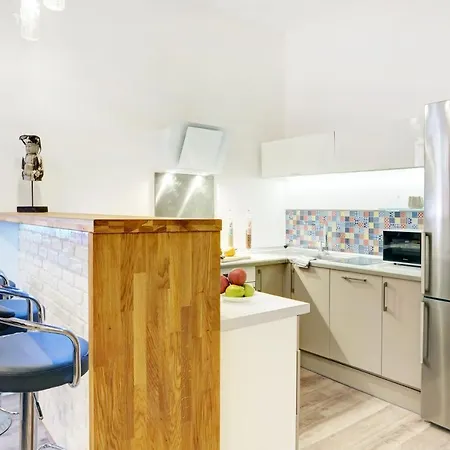 Apartamento Centrale 2 - F4 Spacieux Et Confortable Au Centre Du Vieux-nice Niza